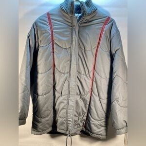 UNKNOWN MANUFACTURE LADIES SIZE MEDIUM PARKER GREY WITH RED STRIPE